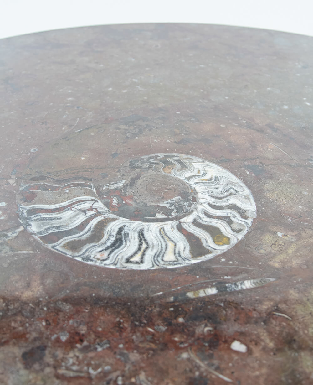 A stunning hand-crafted fossil marble and quartz round tabletop for sale for luxury dining measuring 1.3 meters